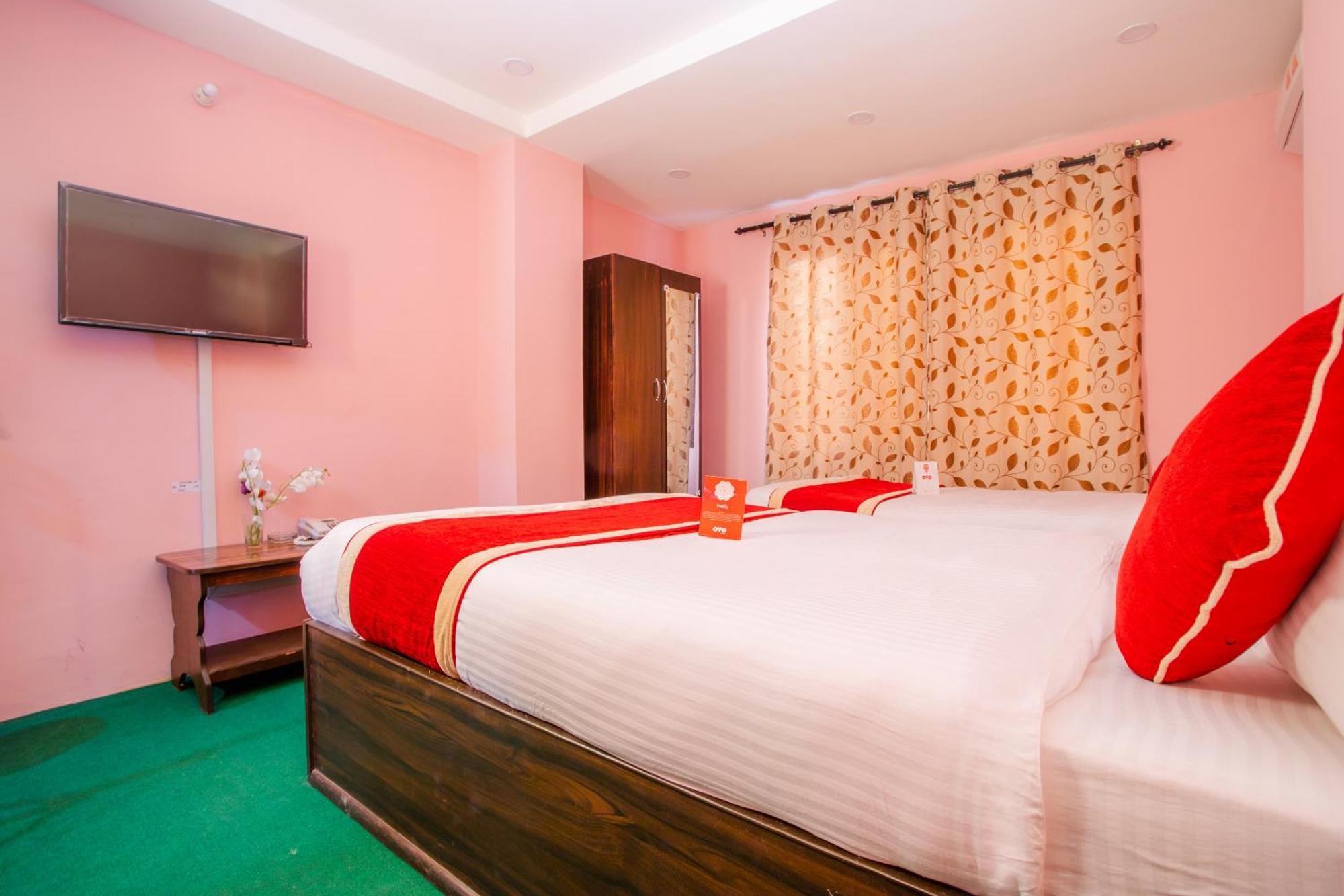 Oyo 137 Hotel Pranisha Inn Pashupatinath ภายนอก รูปภาพ
