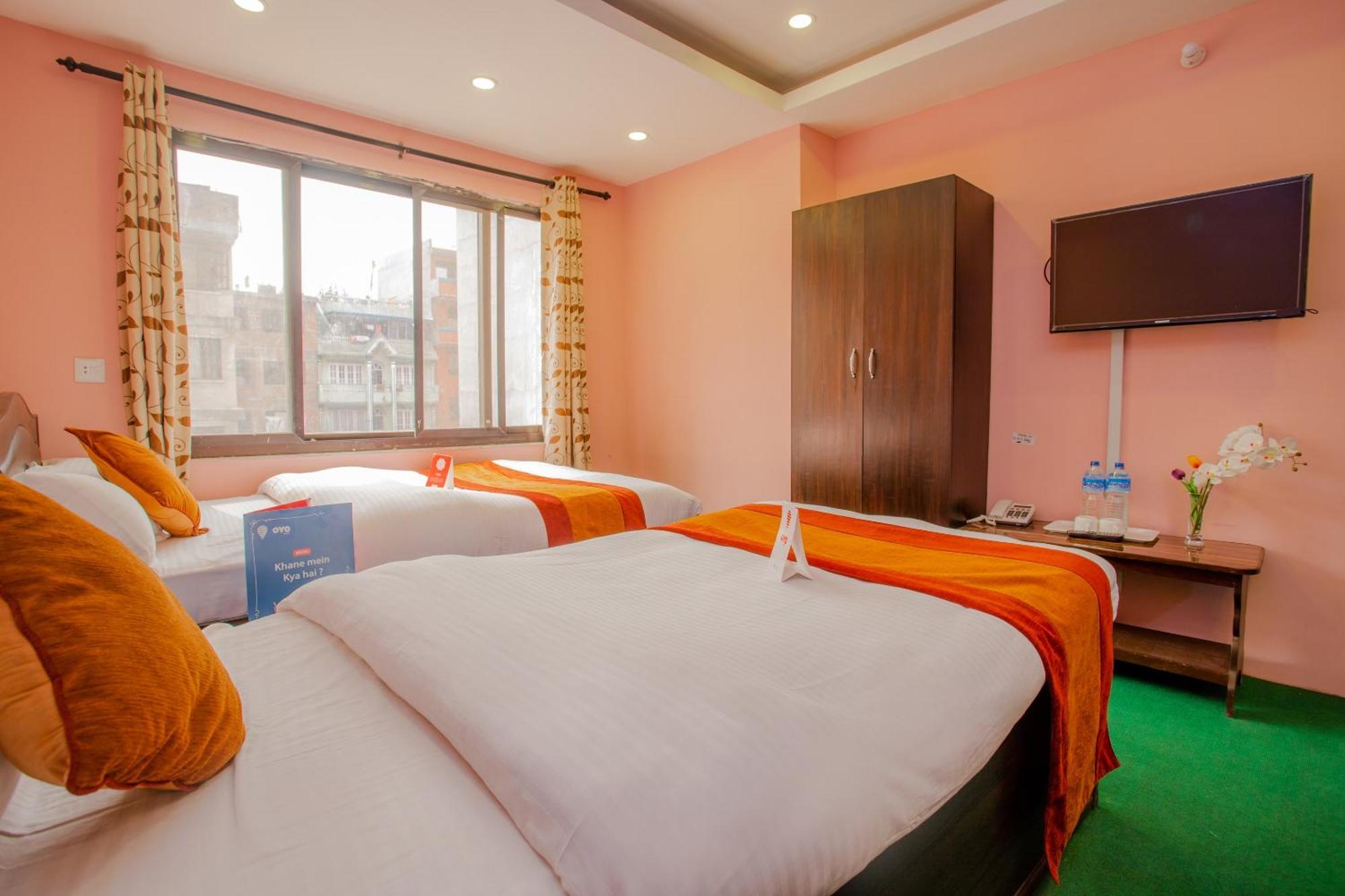 Oyo 137 Hotel Pranisha Inn Pashupatinath ภายนอก รูปภาพ